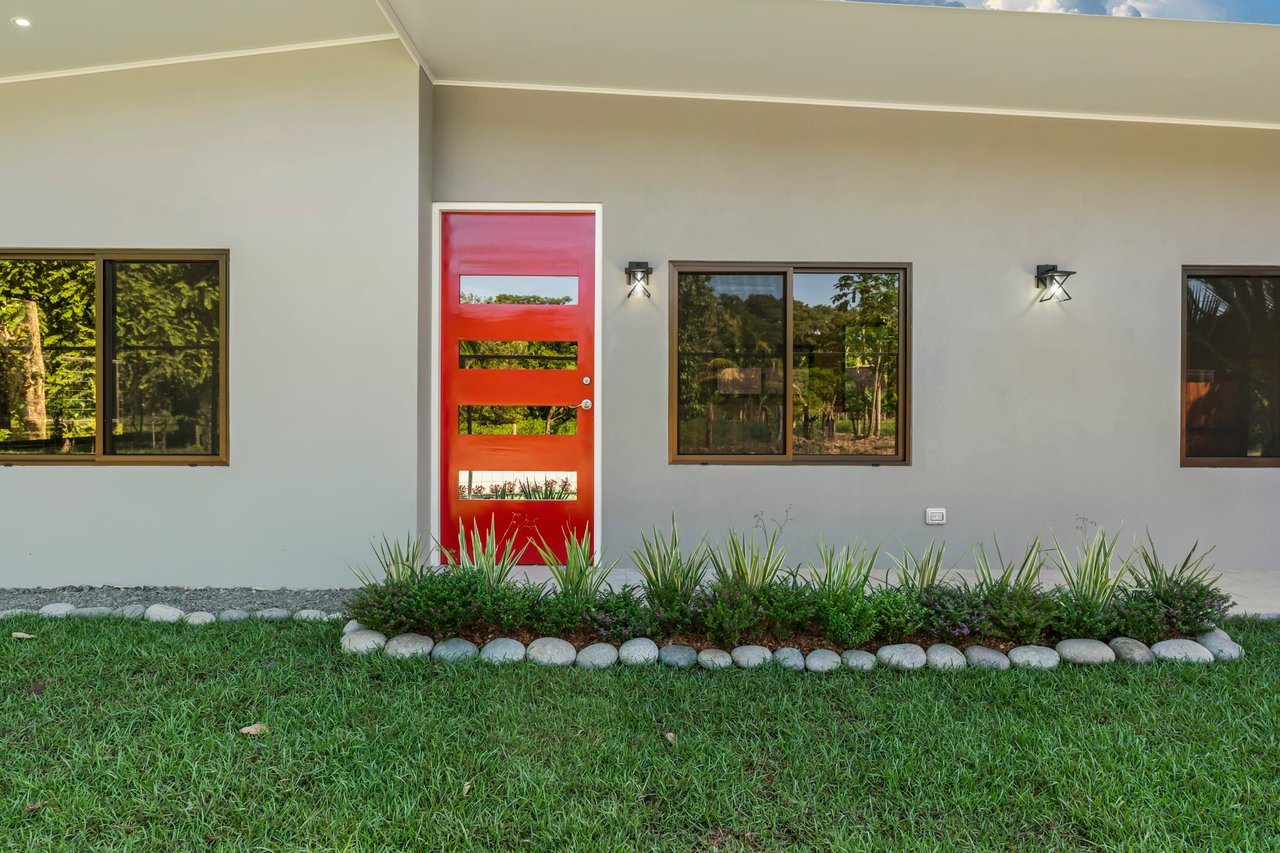 CASA MARINA – CLOSE WALK TO THE BEACH AT PLAYA CHAMAN – 0.14 ACRES