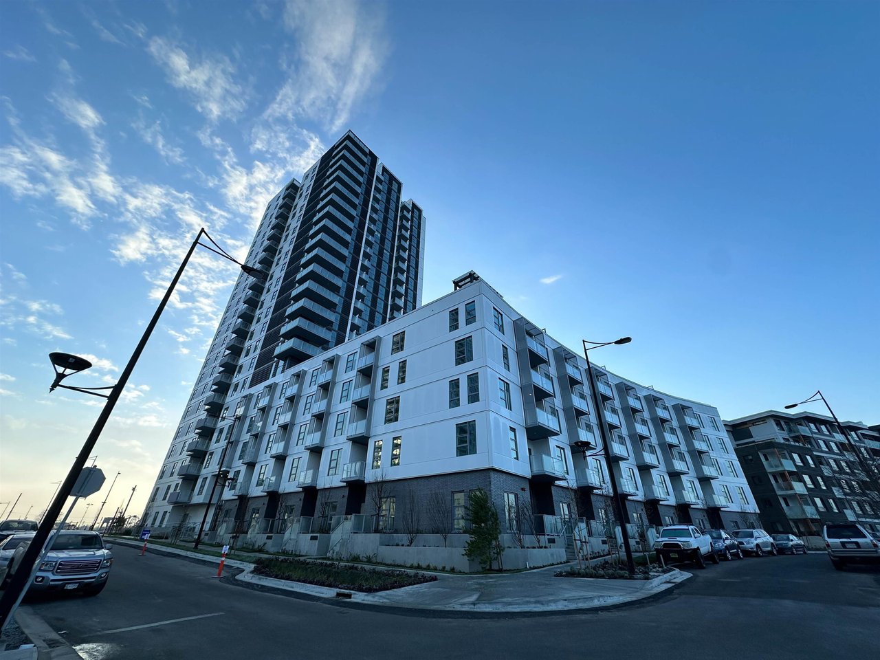 1005-3430 E Kent Ave