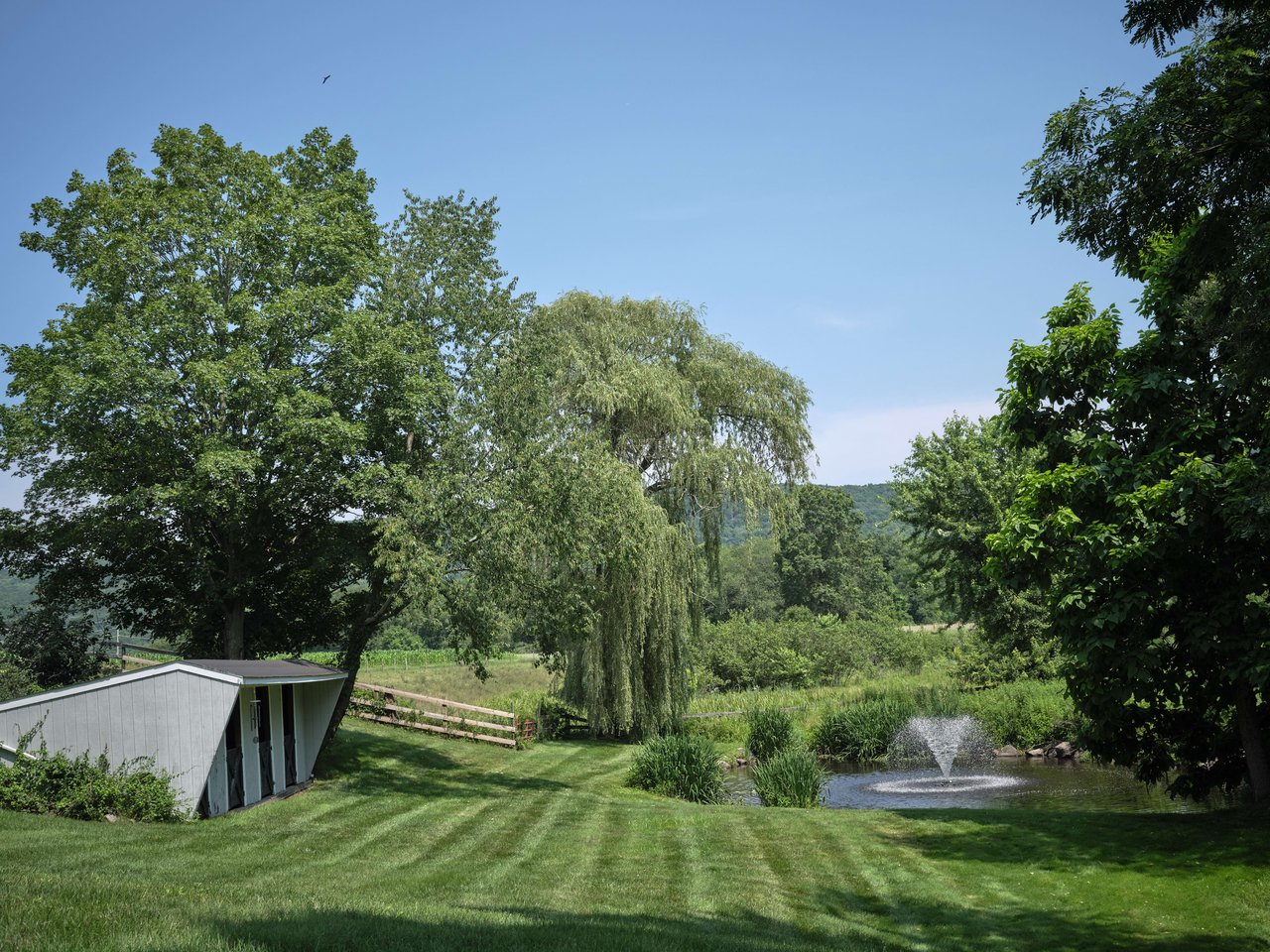 LONGHOUSE FARM 