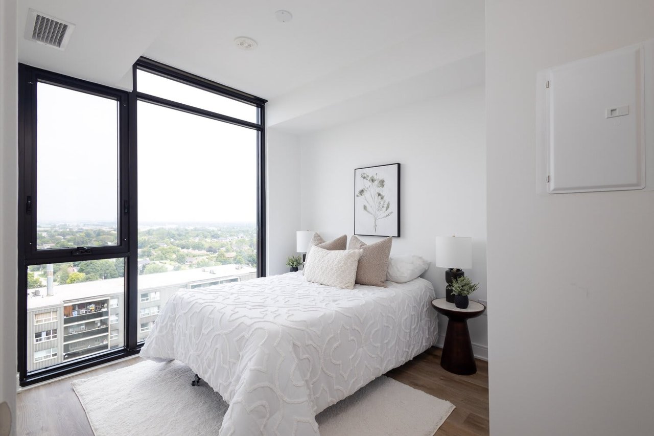 1508 – 86 Dundas St E