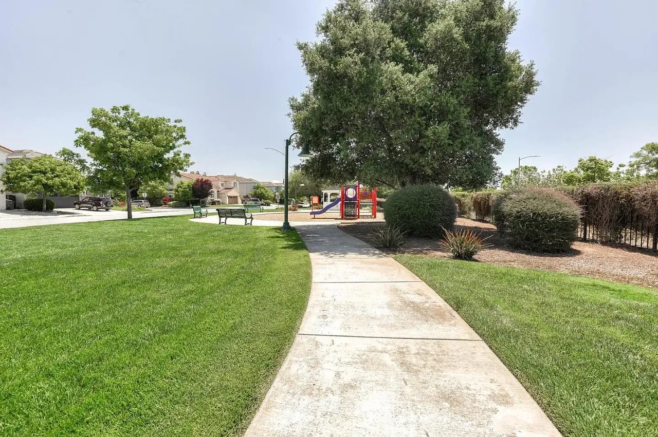 16890 San Jose Ct