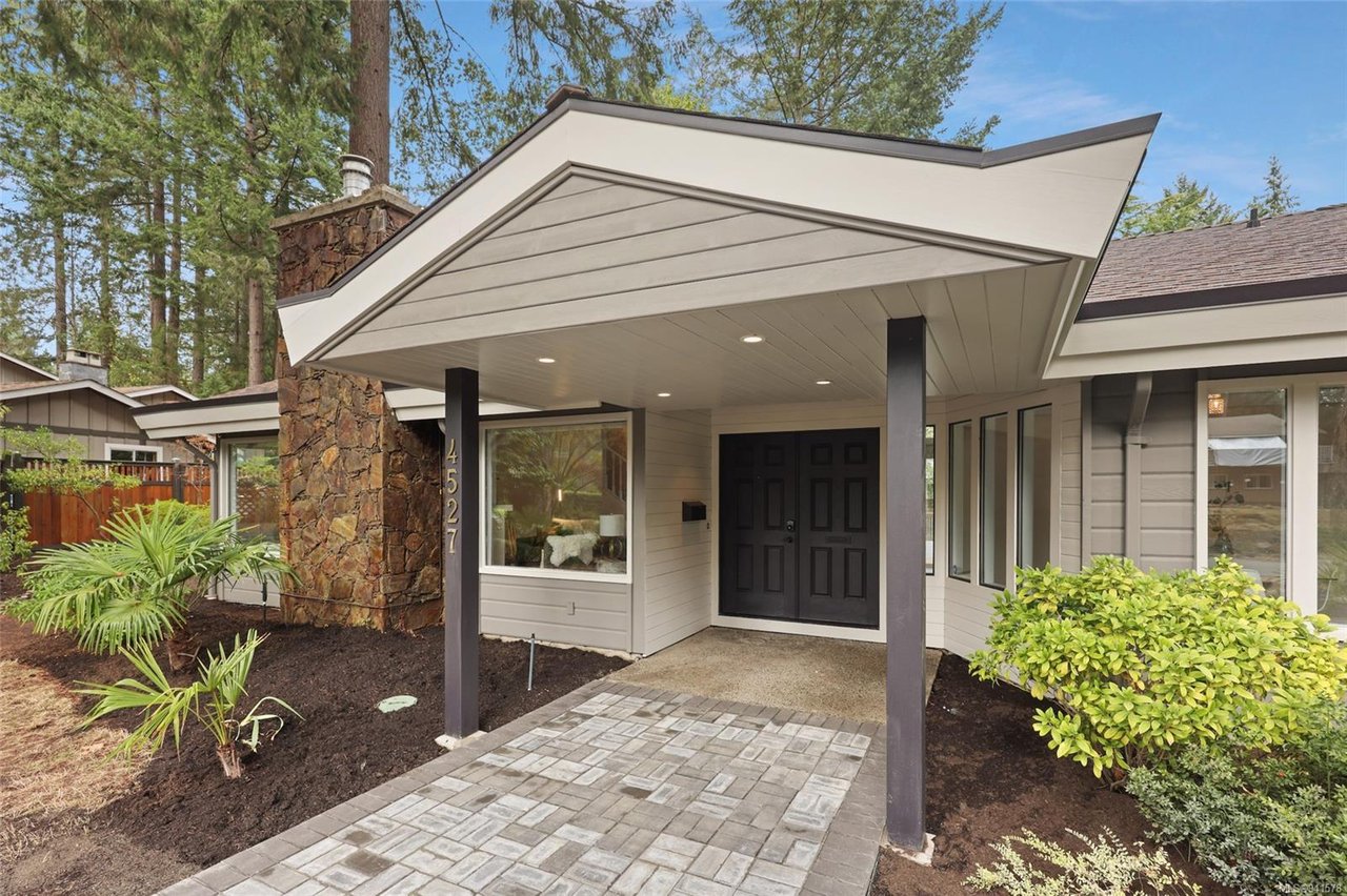 4527 Emily Carr Dr