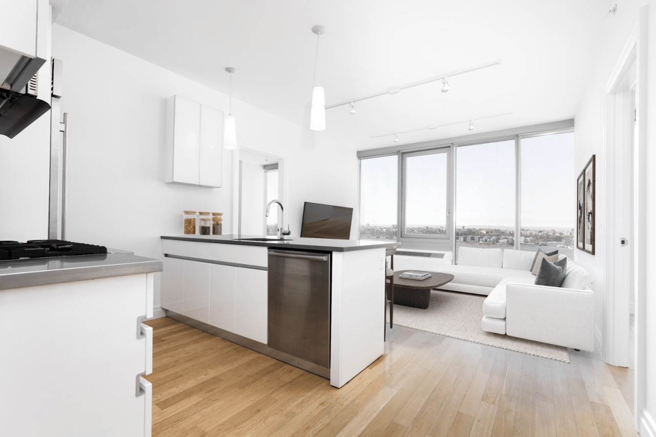 550 West 54th Street, Apt 22E