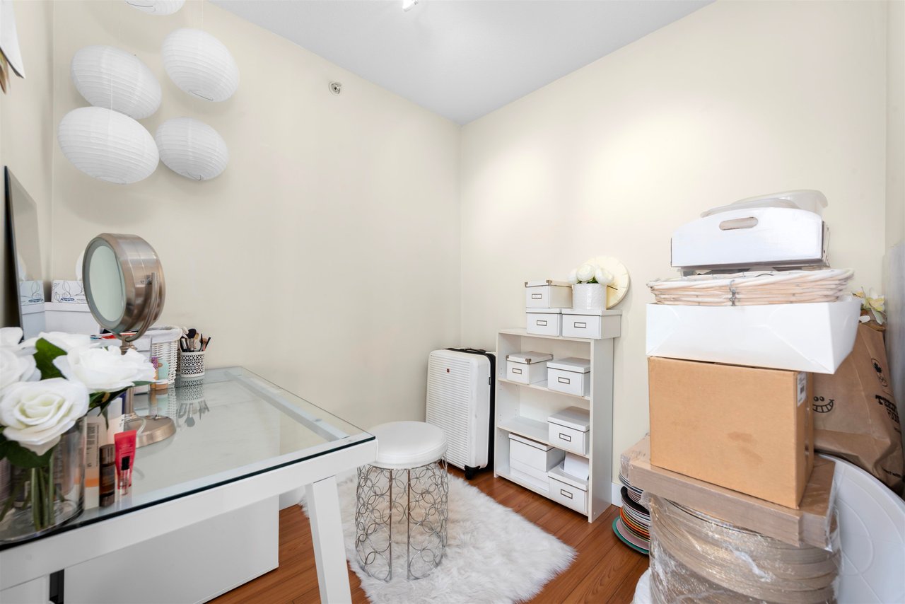 407-15795 Croydon Dr