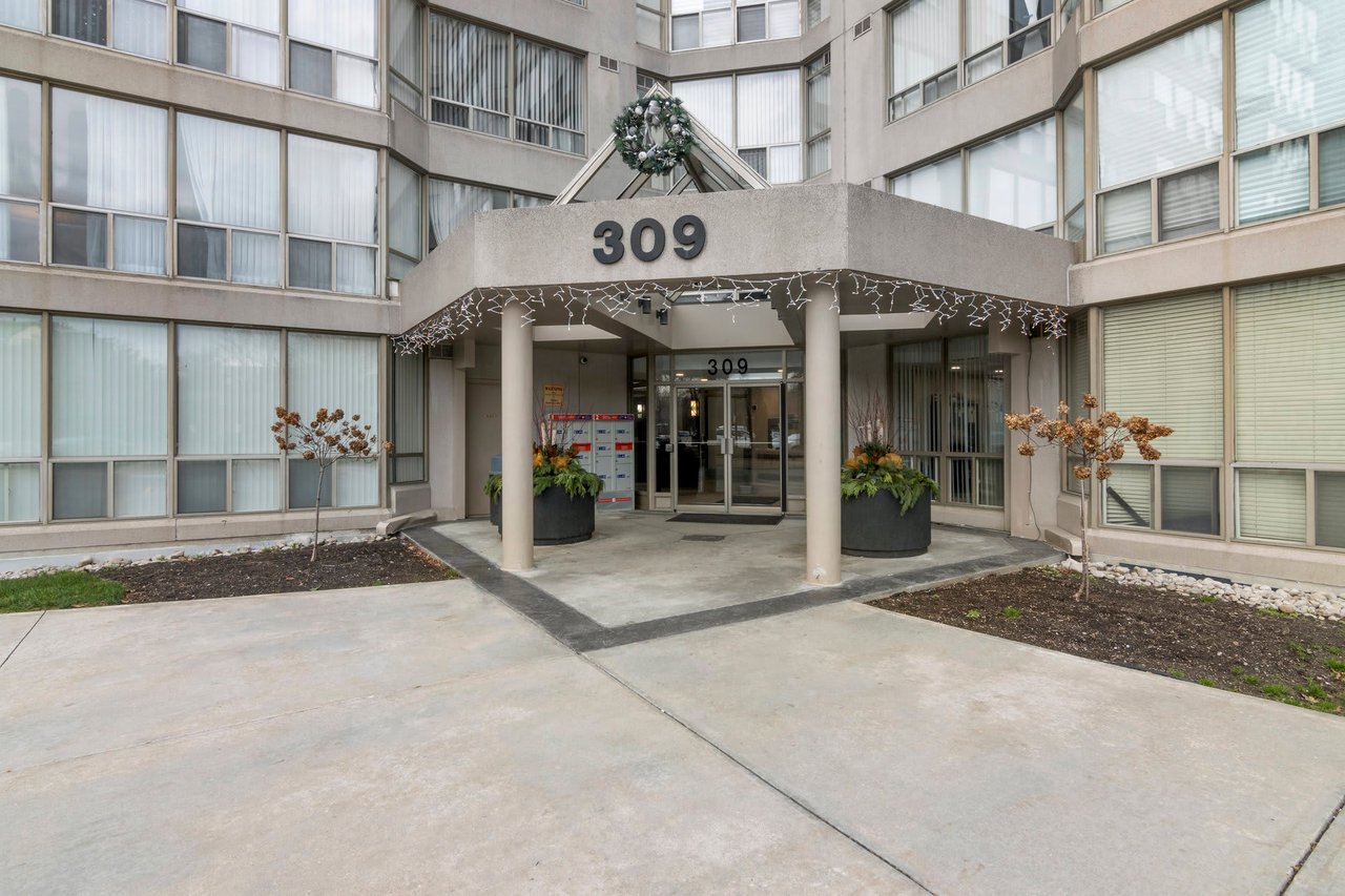 309 Major Mackenzie Drive East #217