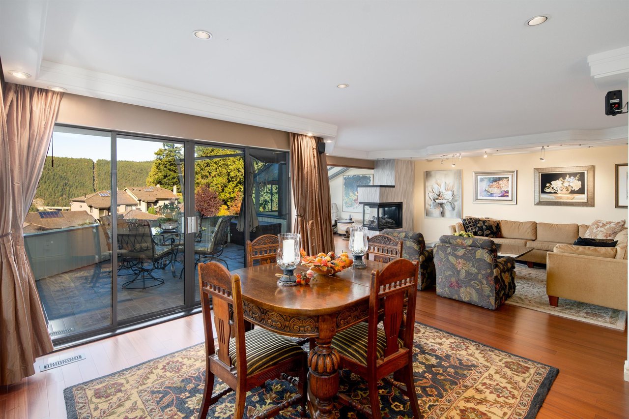 5270 Aspen Cres
