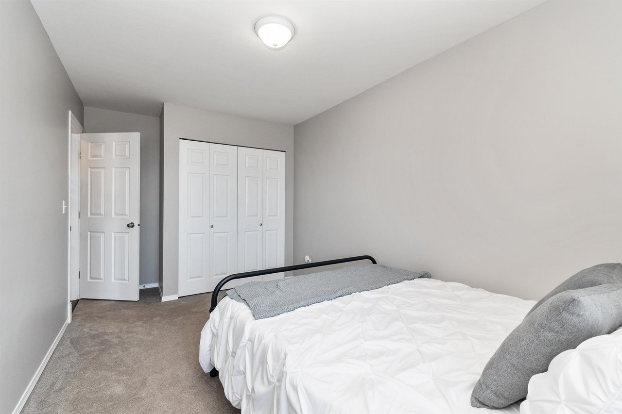 14-46906 Russell Rd