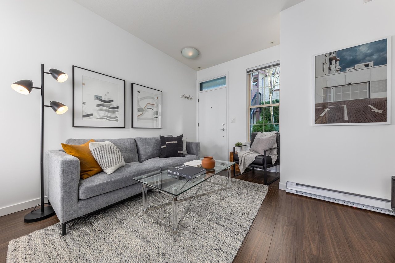 43-433 Seymour River Pl Pl
