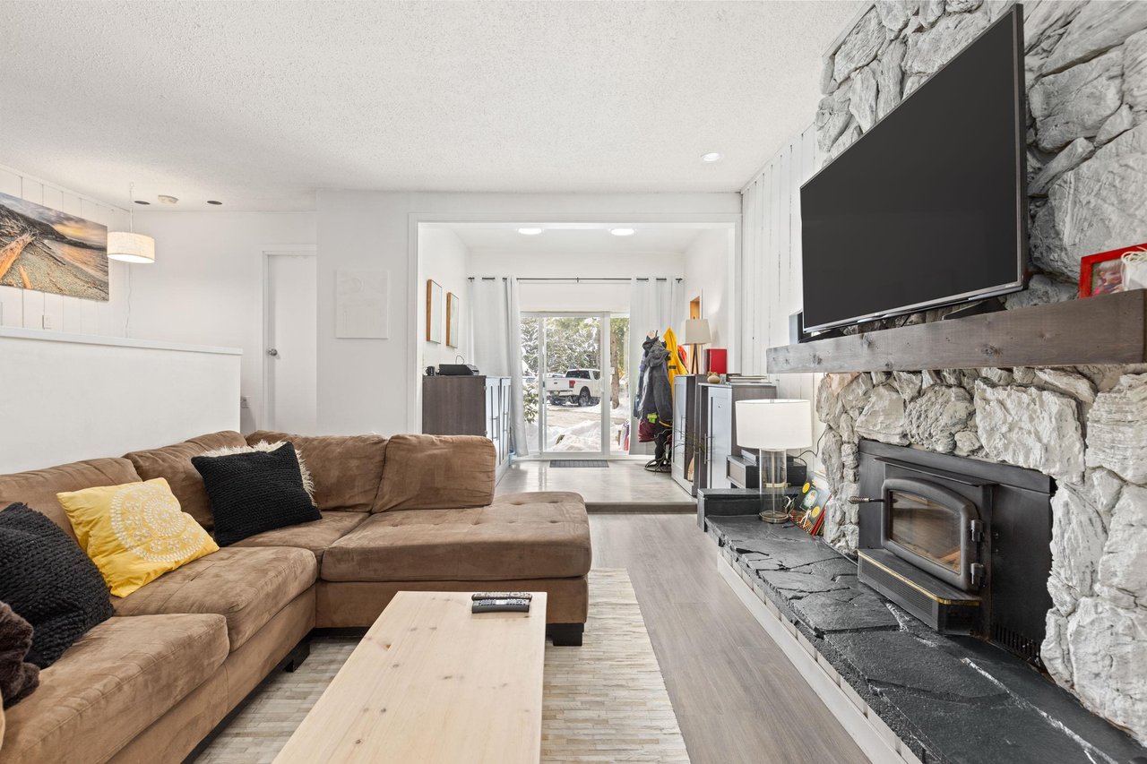 K104-1400 Alta Lake Rd