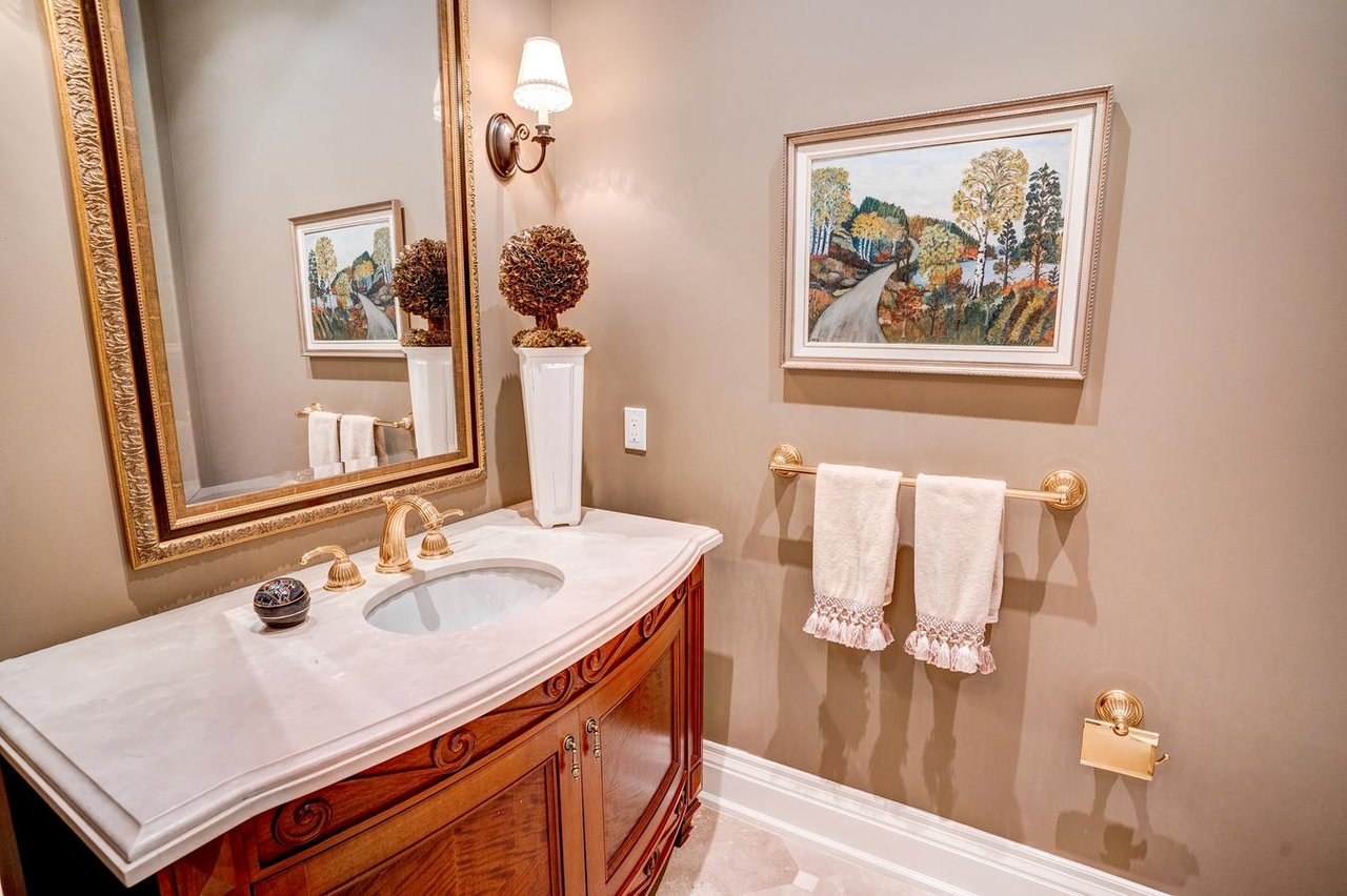 SOLD: Most Prestigious Location 