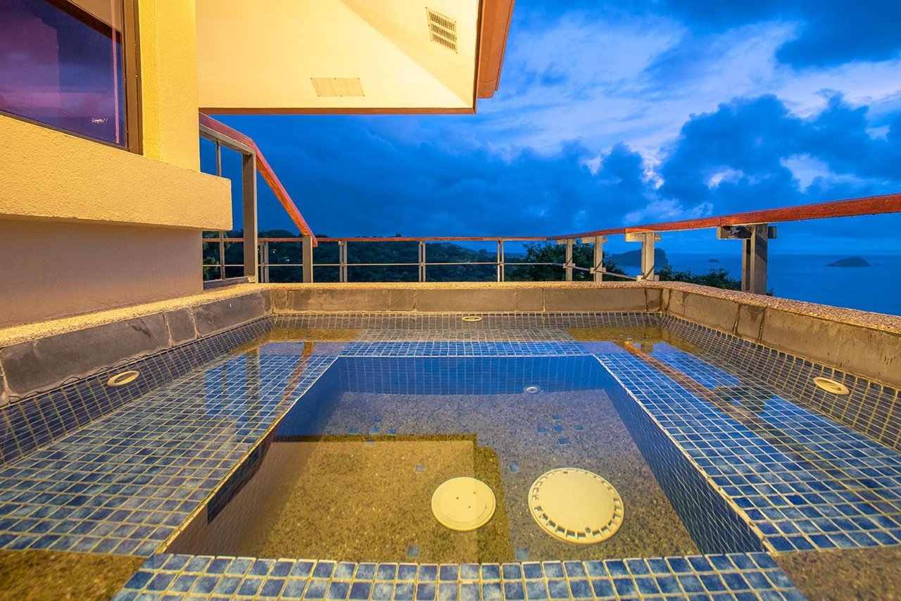 Balinese Tropical Luxury Estate, Manuel Antonio, Puntarenas