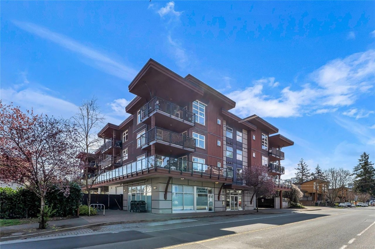 204-2717 Peatt Rd