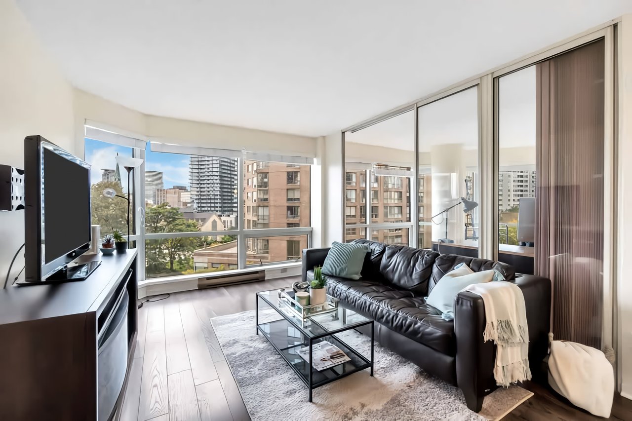 1001 Bay Street #803