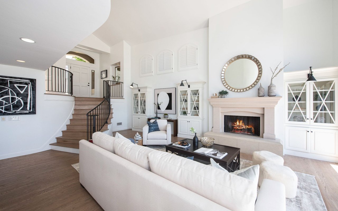 228 Hazel Dr