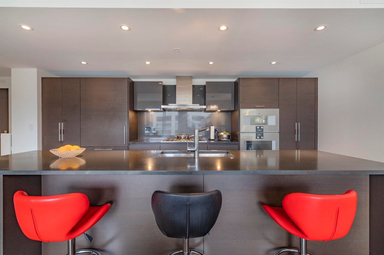 504-1561 W 57th Ave