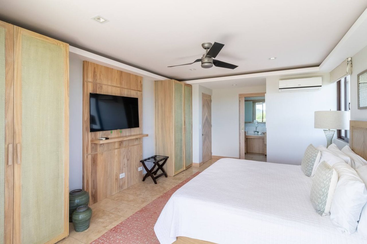 Coastal Hilltop Ocean View Home, Tamarindo, Guanacaste