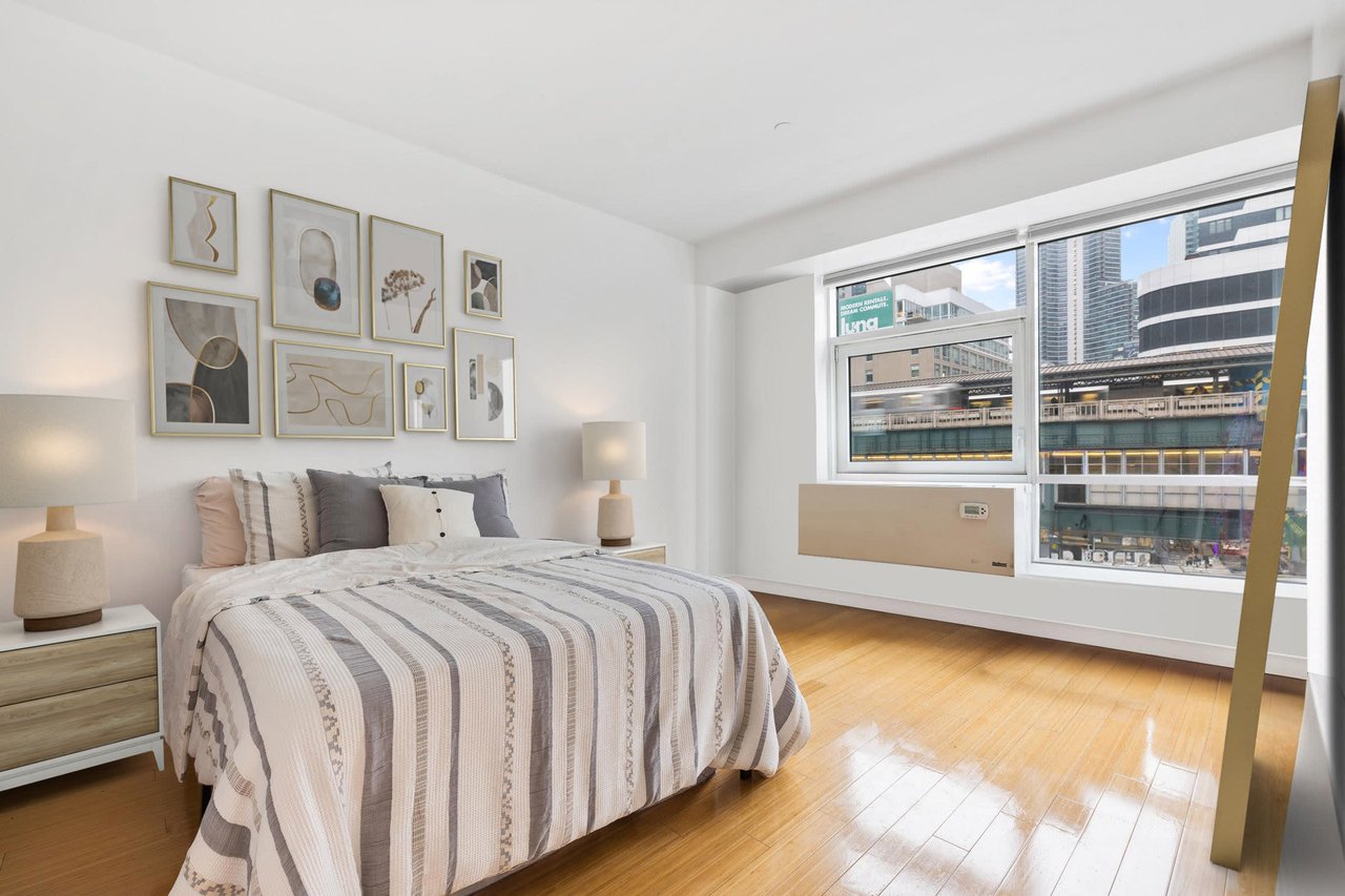 24-15 Queens Plaza North #3C