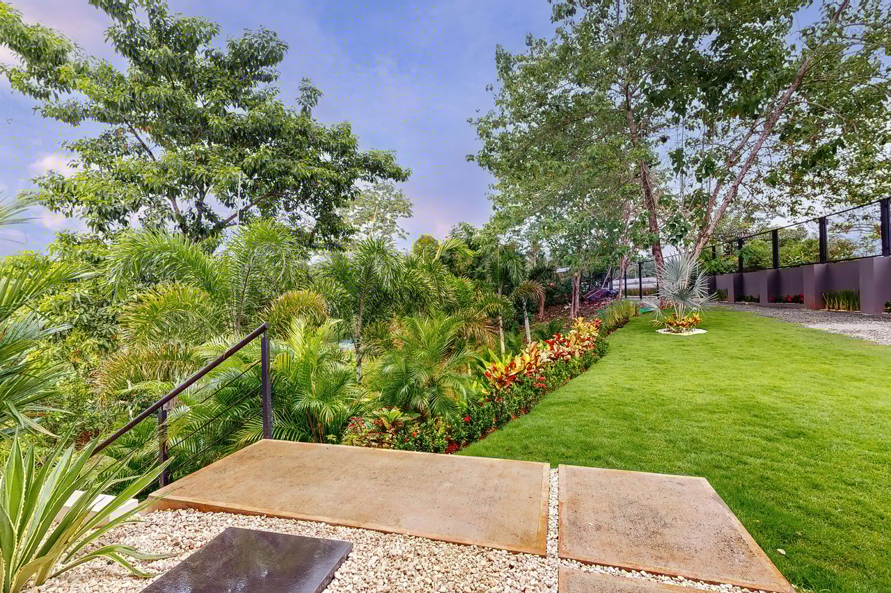 Casa Palma, Brand New Luxury 3 bedroom, 4 bathroom home with Amazing Sunset View in Quepos