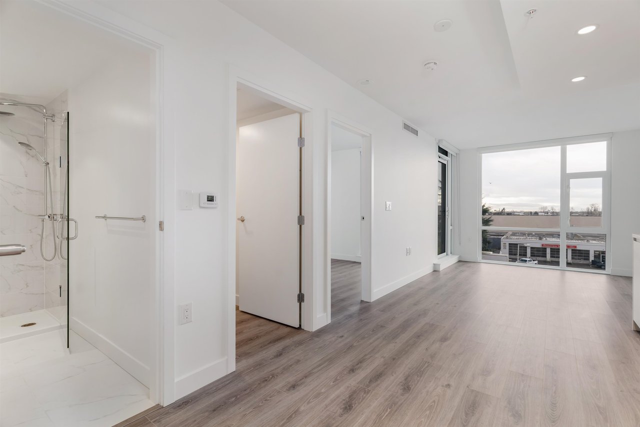 210-8181 Chester St