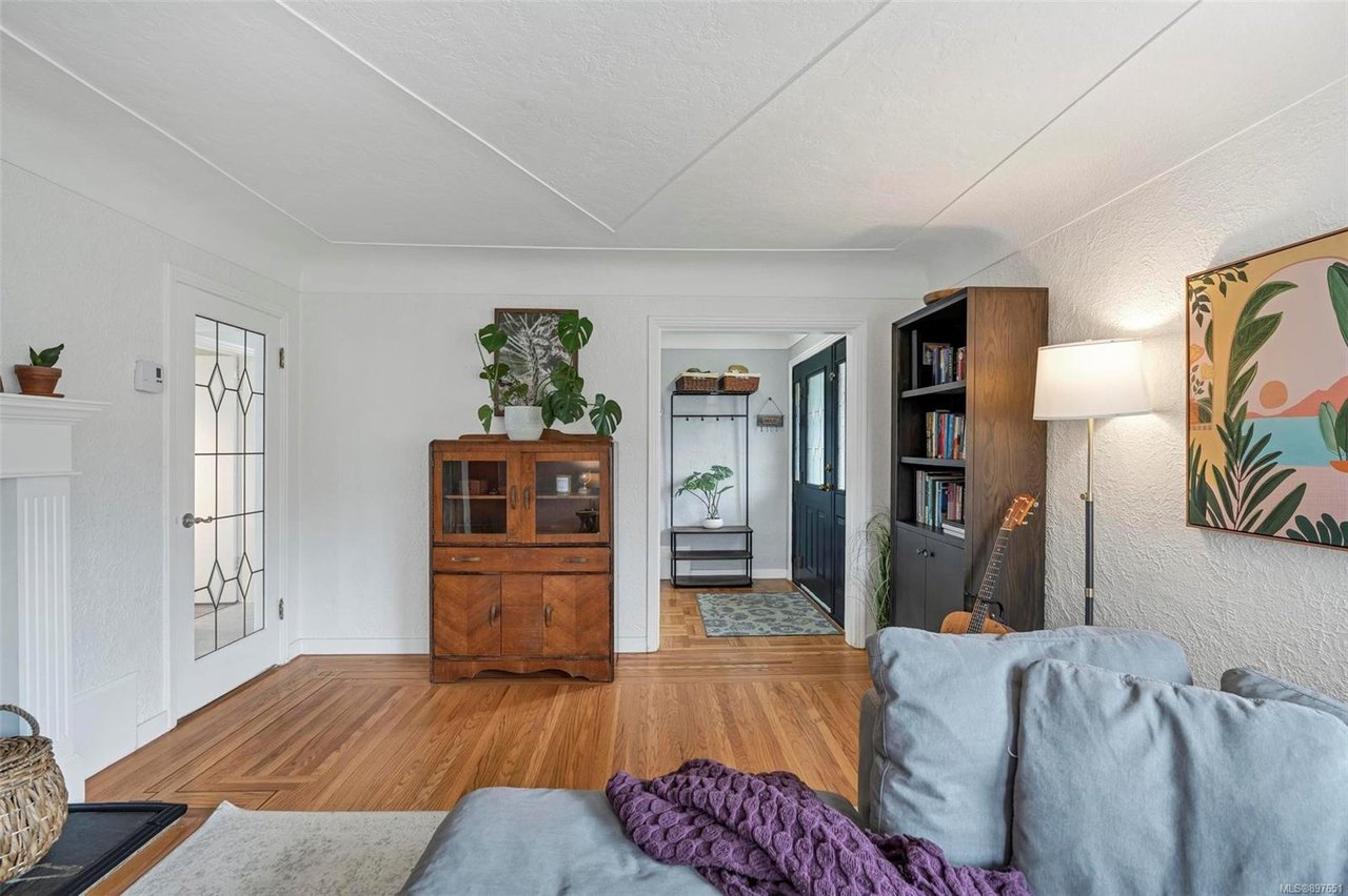 3411 Cedar Hill Rd, Saanich