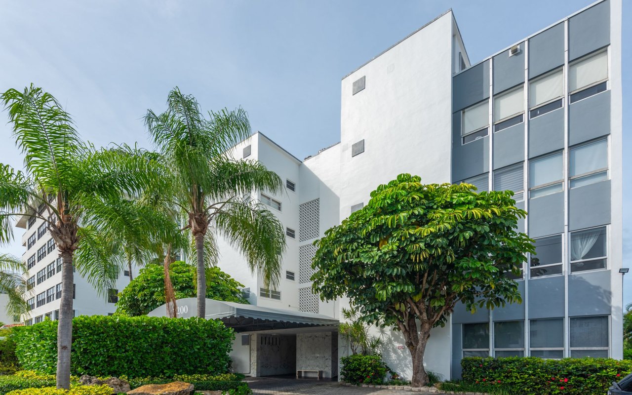 9200 West Bay Harbor