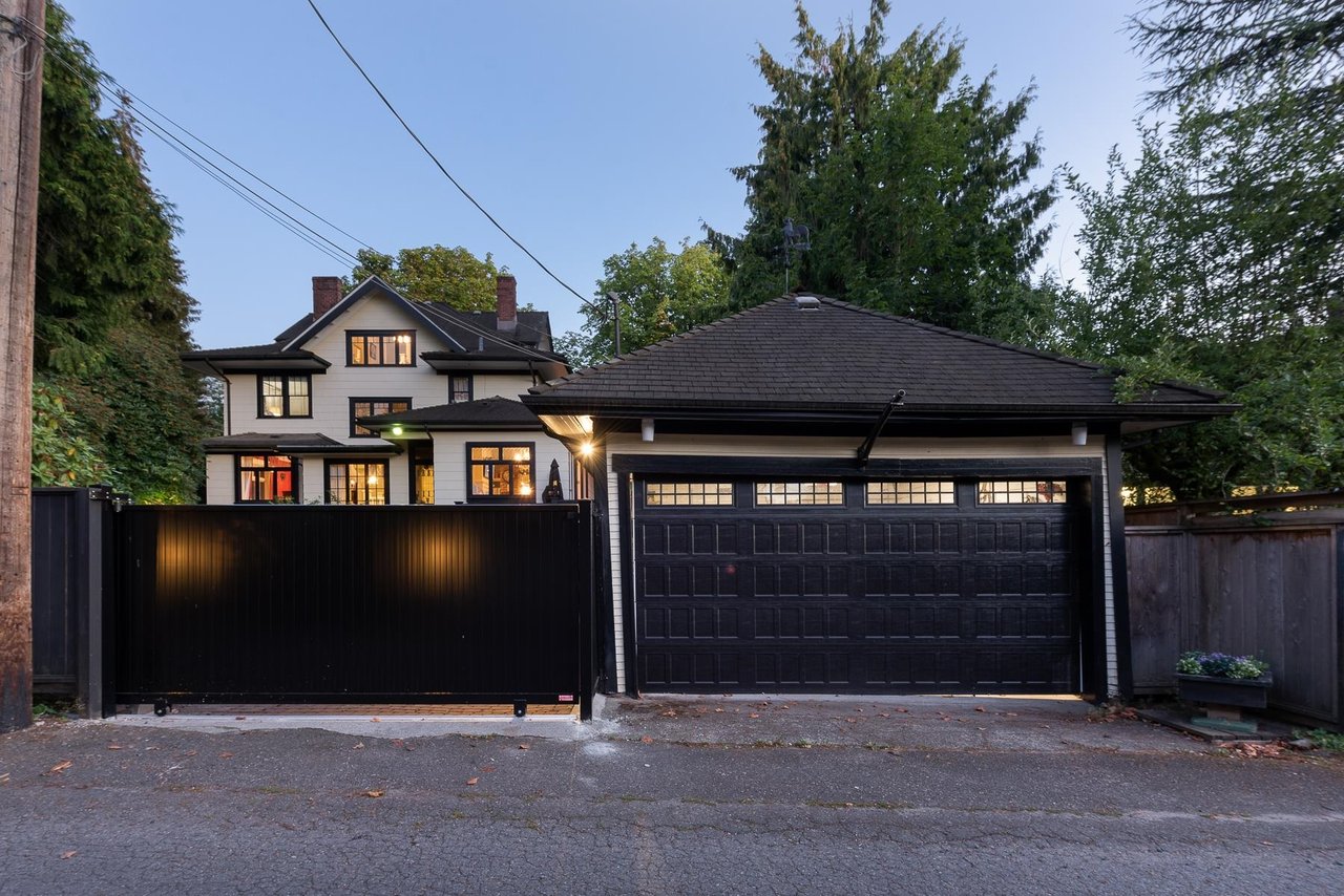 1903 W 19th Ave