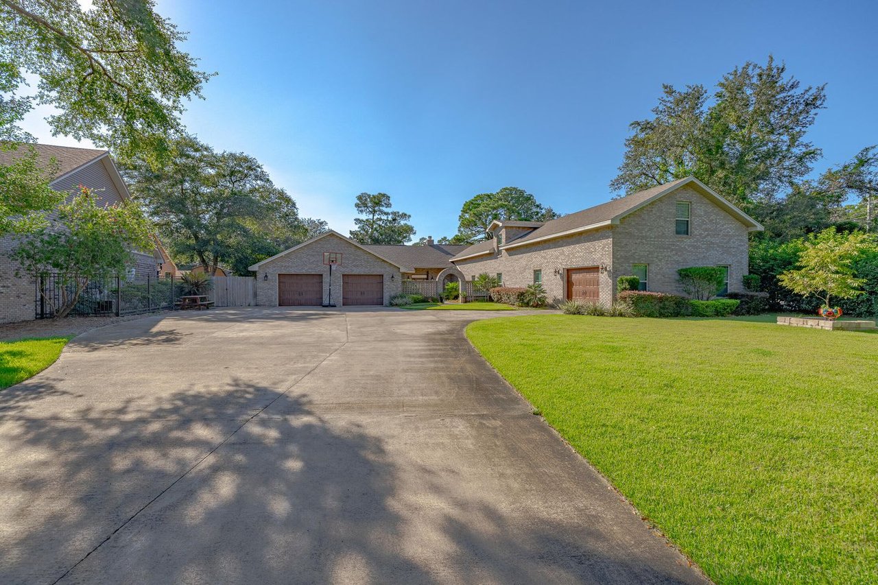 100 Swift Creek Ct