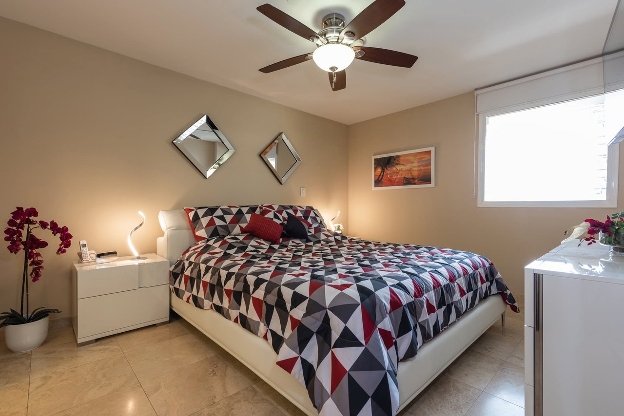Oasis Unit 22