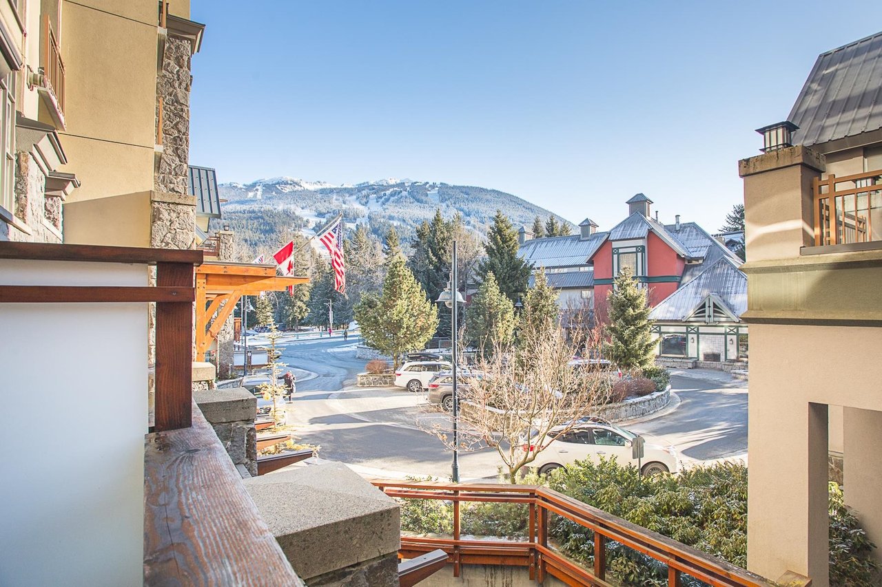 3311-4299 Blackcomb Wy