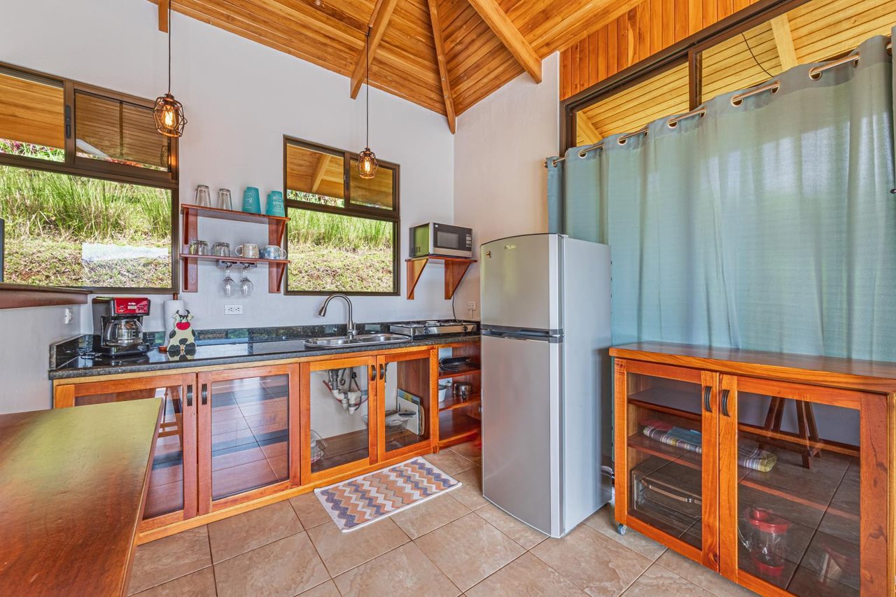 Endless Memories, 4 Bed Home and Two Guest Homes