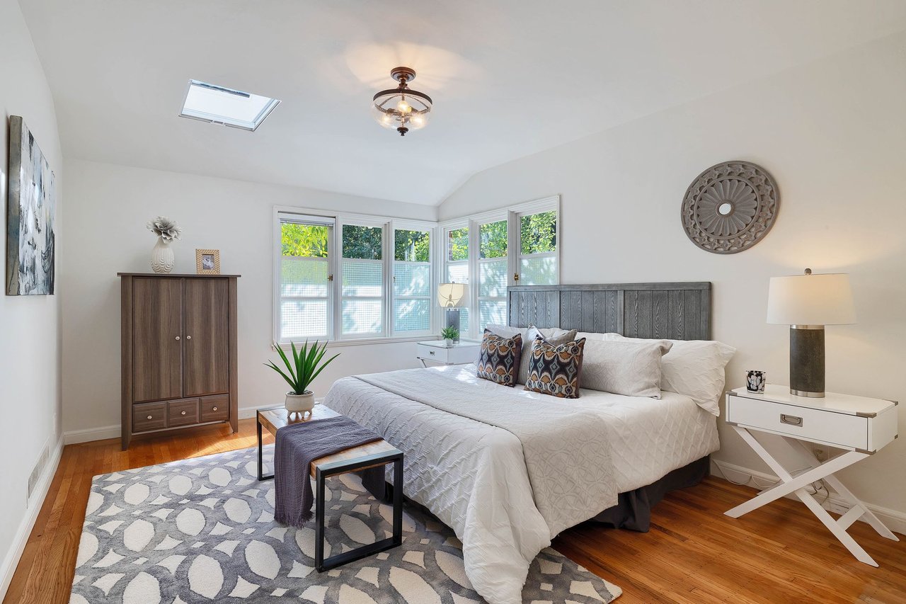 10 Ardmore Road, Larkspur