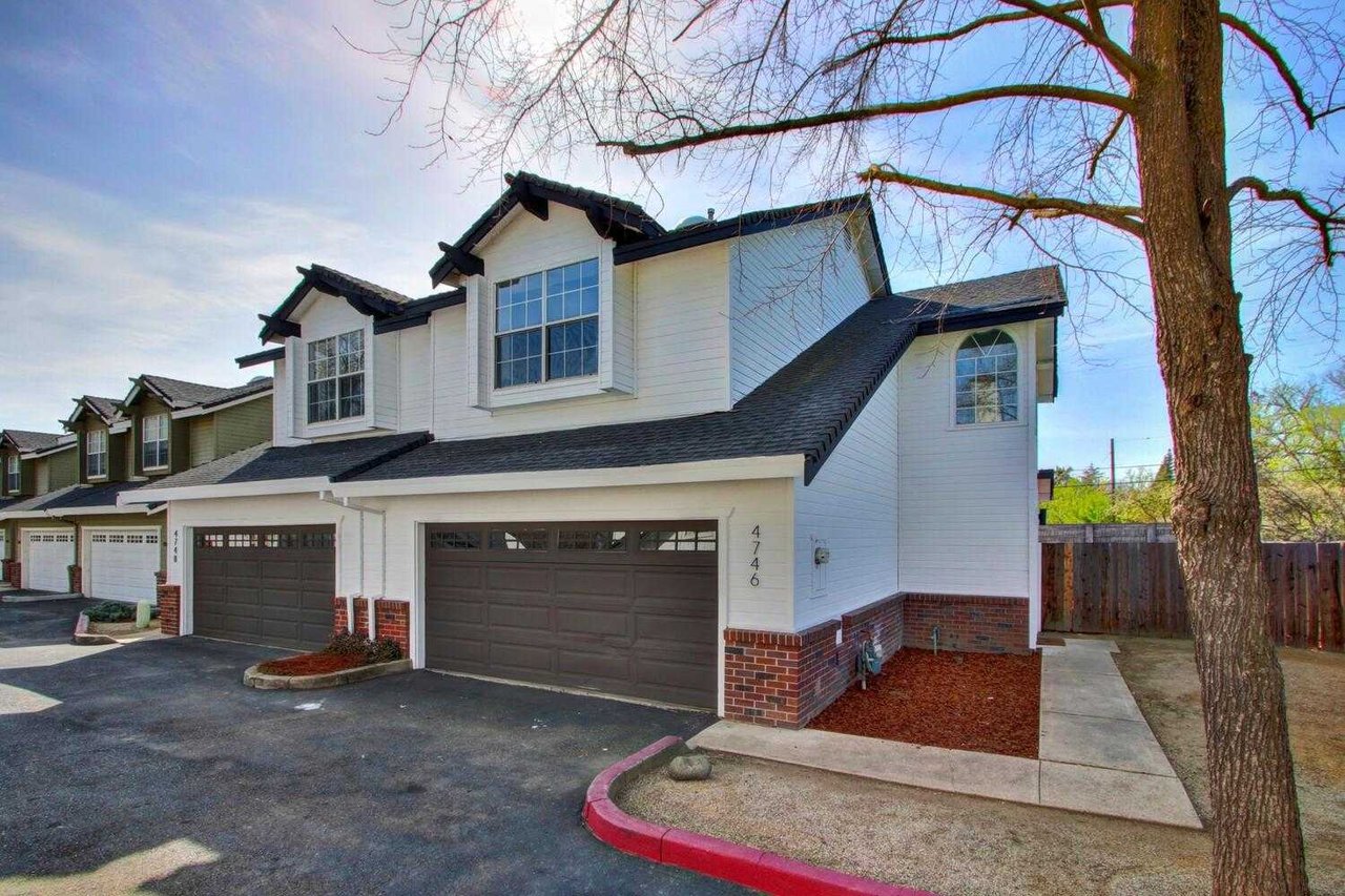 4746 67th Street