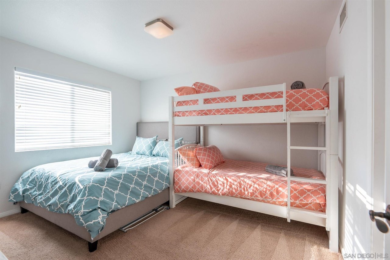 1736 Grand Ave - Unit #/Space # A