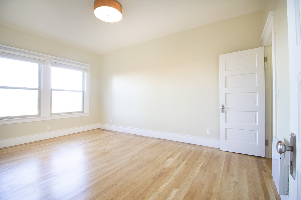 1024 Sacramento St 4Bd/1Ba Nob Hill Flat 