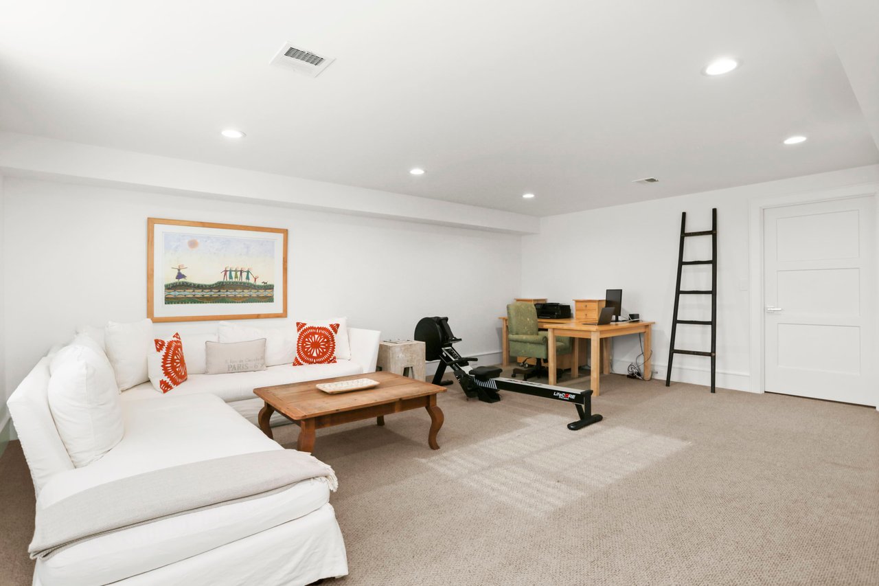 4 Stonewall Lane