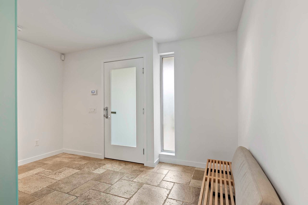 310 WASHINGTON BLVD Unit: 804