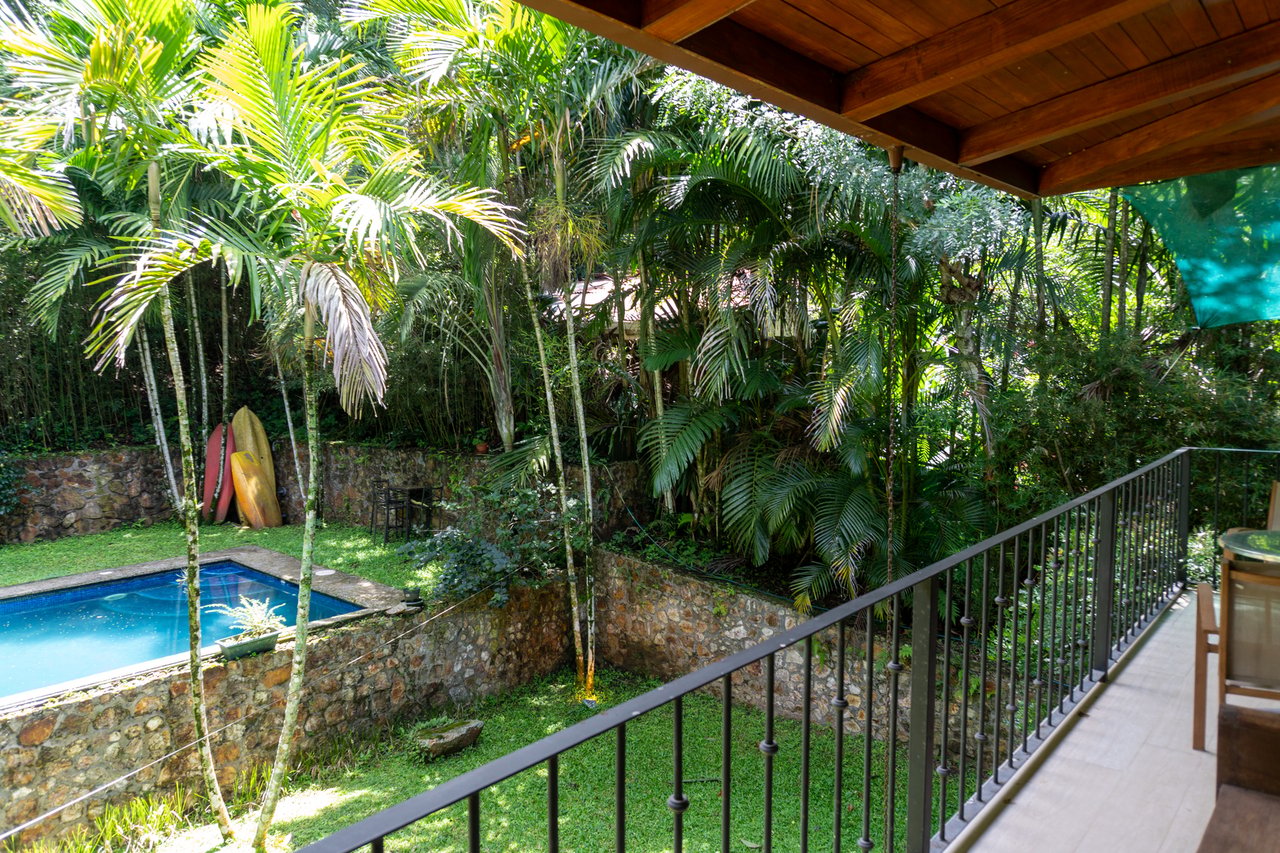 Mountain Estate With Guest Studio, Santa Ana, San Jose