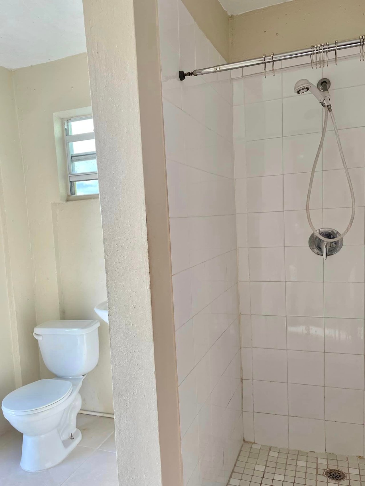 848 Carrot Bay Studio