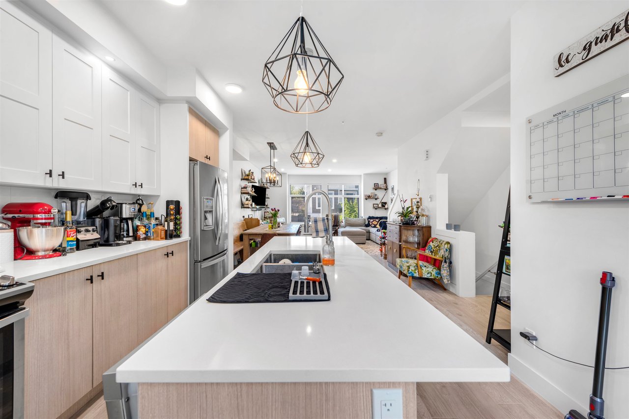 65-24108 104 Ave