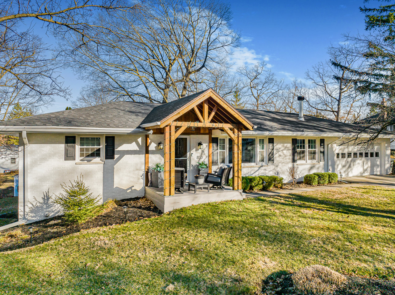 Immaculate 4 Bedroom 3 Bath Brick Ranch in Fontana