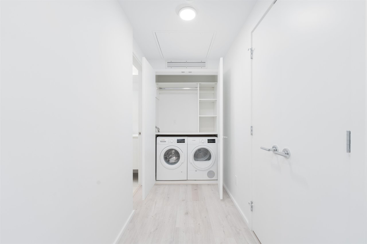 2001-3809 Evergreen Pl