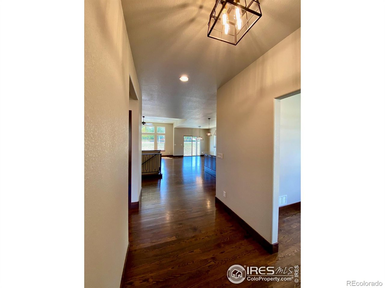 3692 Saguaro Dr