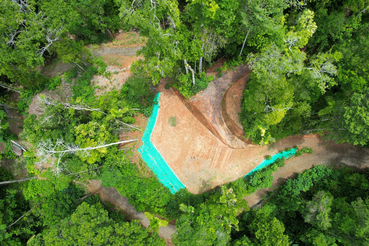 5.77 Acres With 4 Building Sites. Ocean Views, Rivers And Rainforest Abound In Cinco Ventanas! Ojochal 