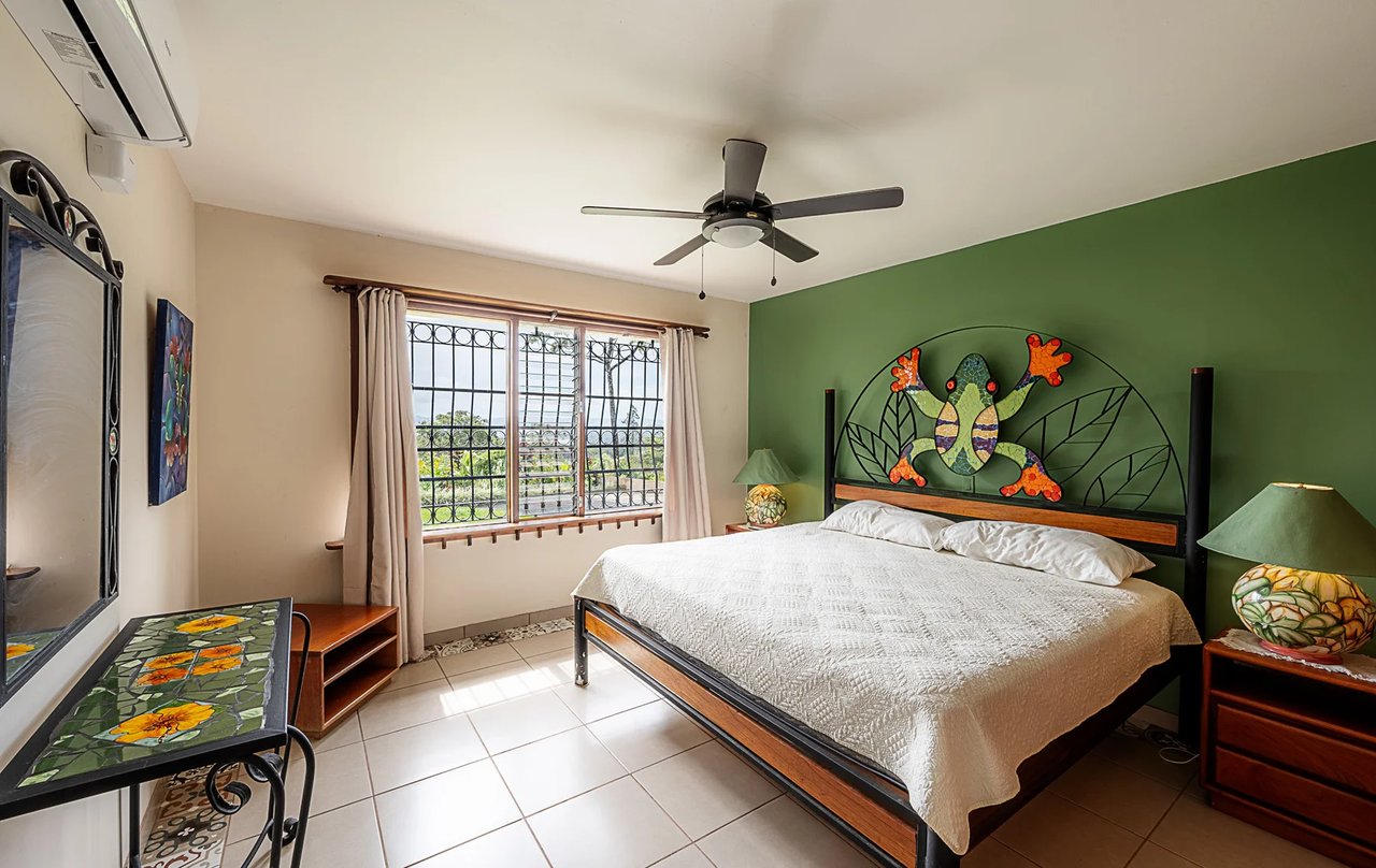 Lake View Family Home, Lake Arenal, Alajuela