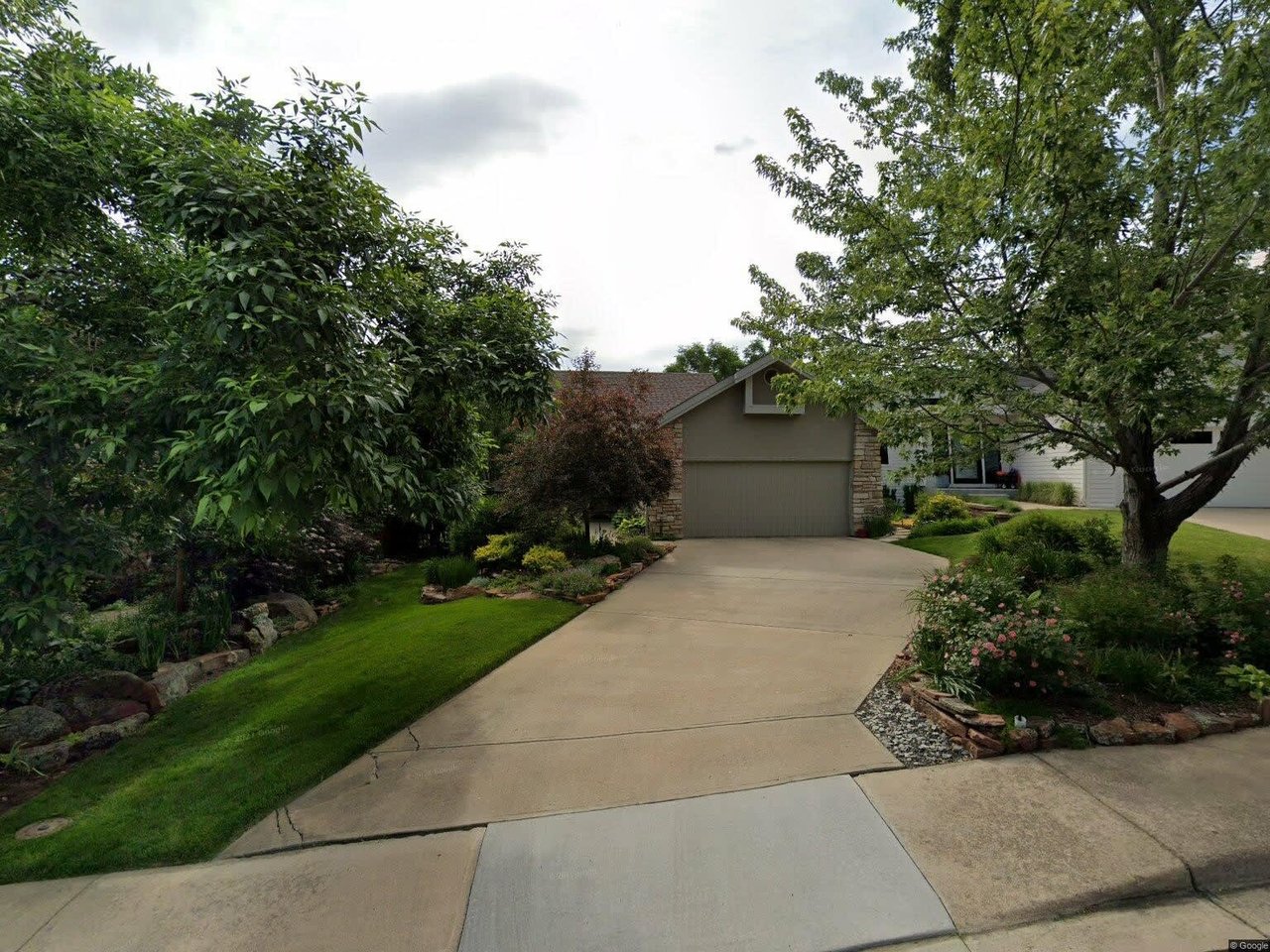 3966 Promontory Ct
