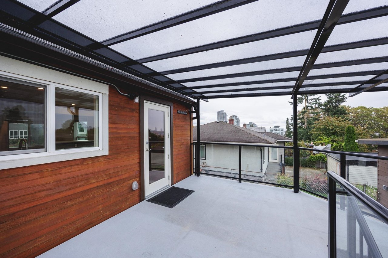 362 Alberta St