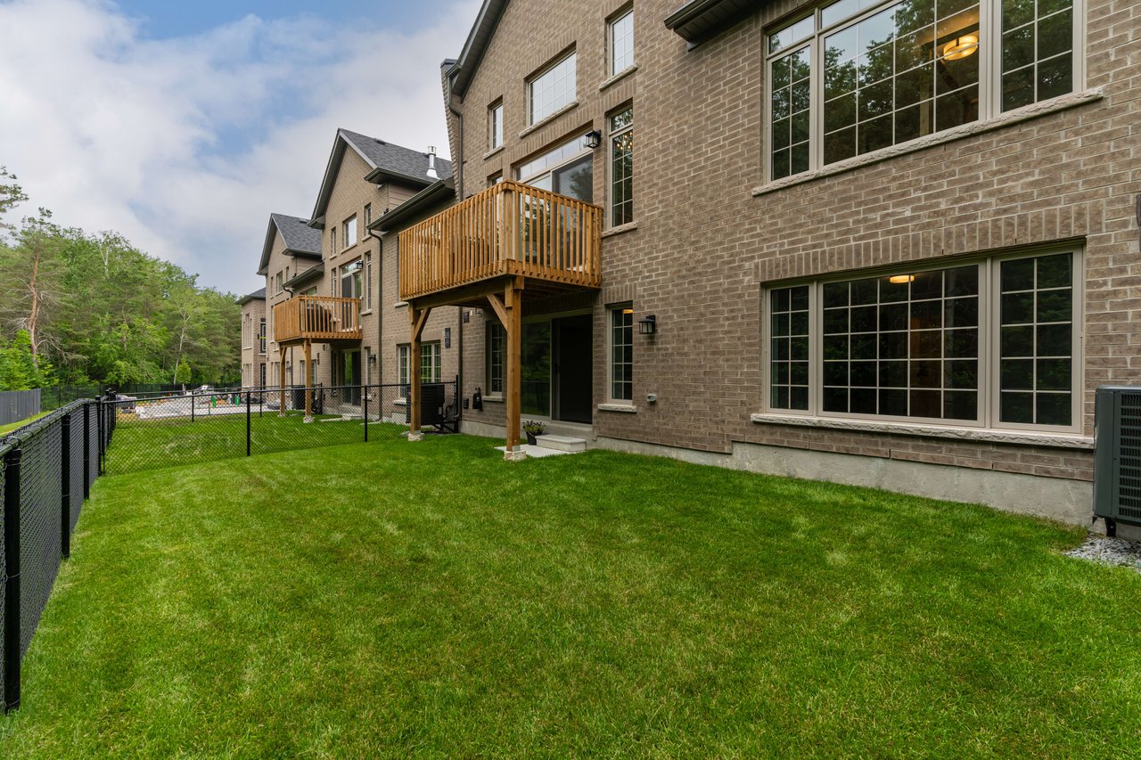 40 Howard Williams Crt