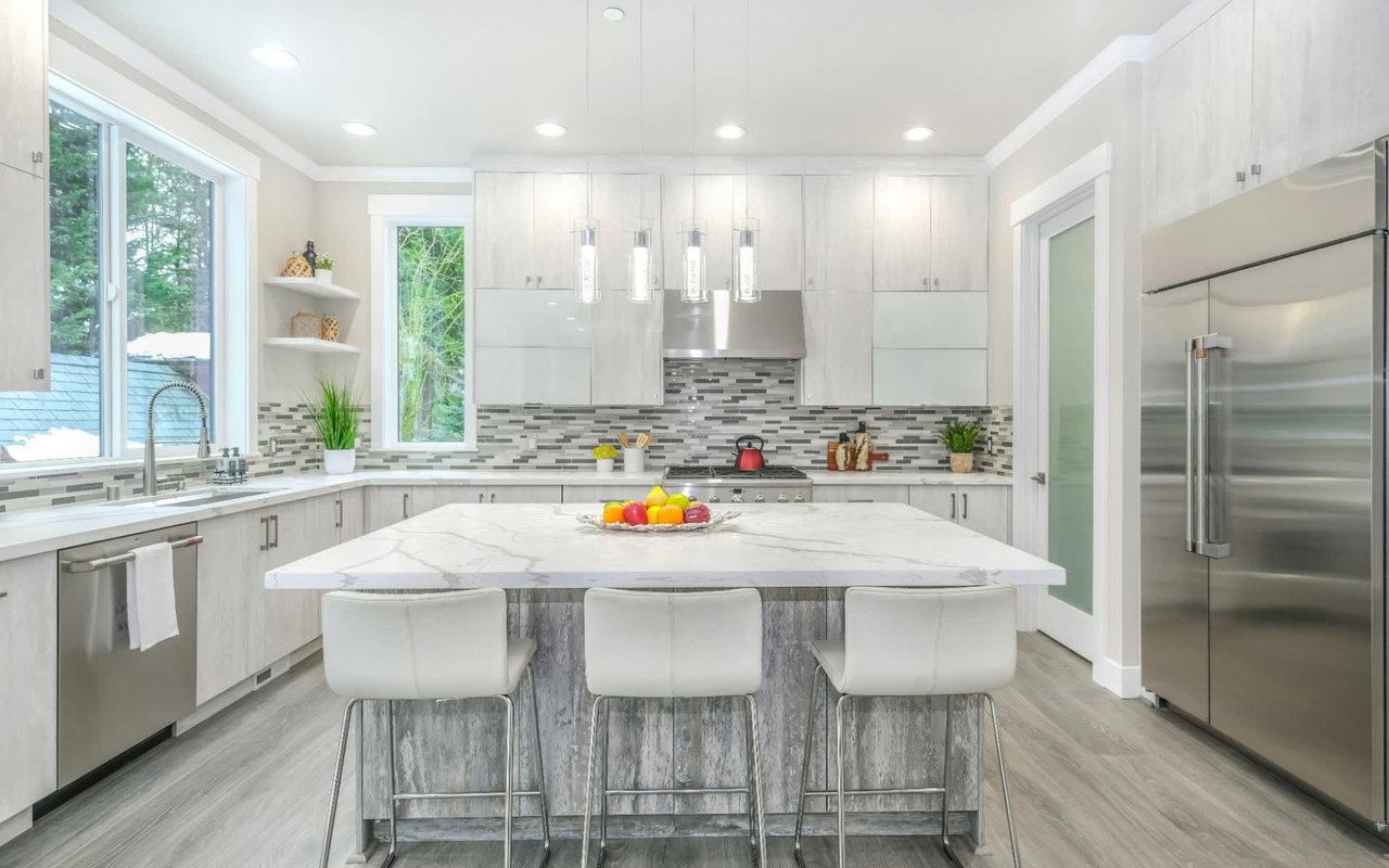 Preparing Your Home for Sale: Staging and Curb Appeal Tips