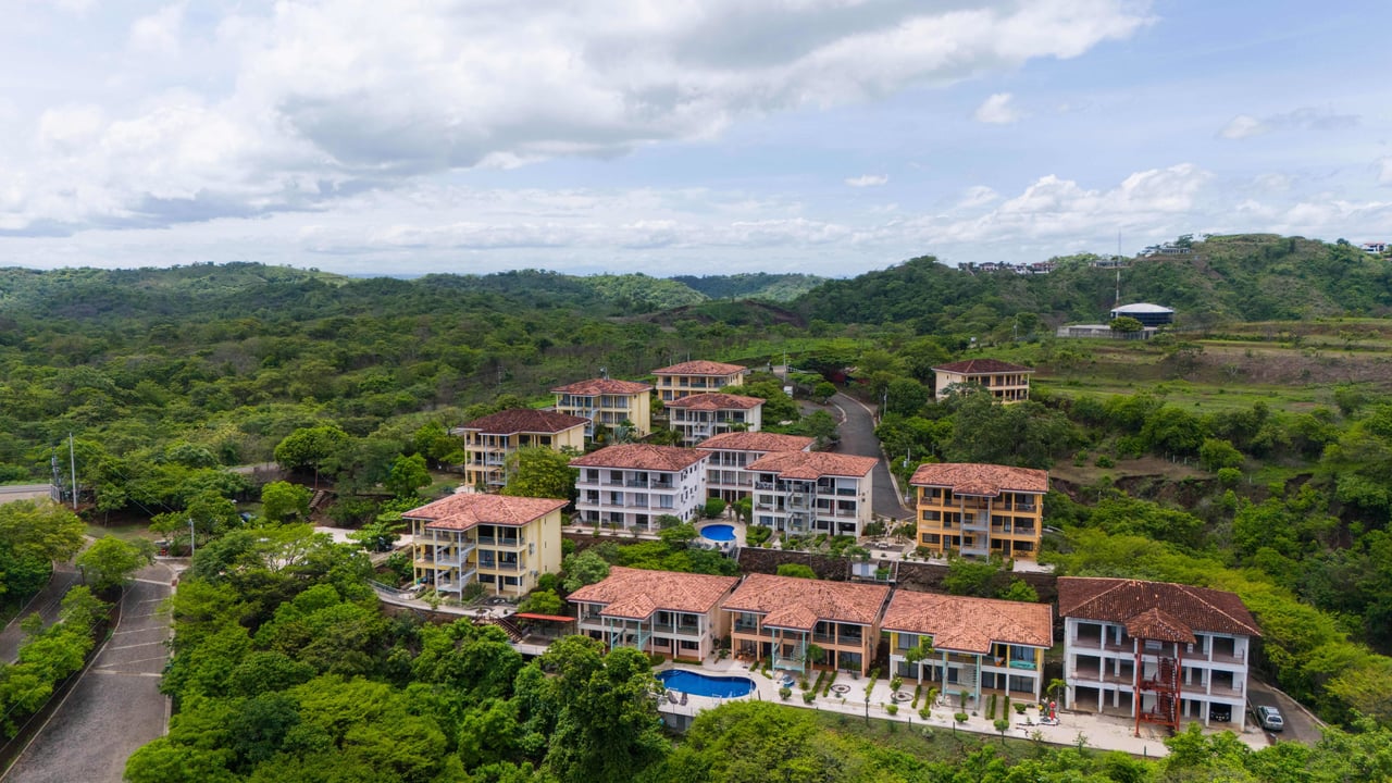 Condo Hermosa C3 | Mountain and Near the Coast Condominium For Sale in Playas del Coco