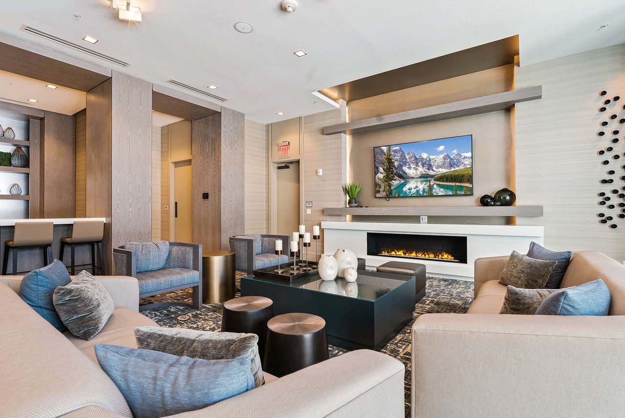111 S PINEAPPLE AVE #605